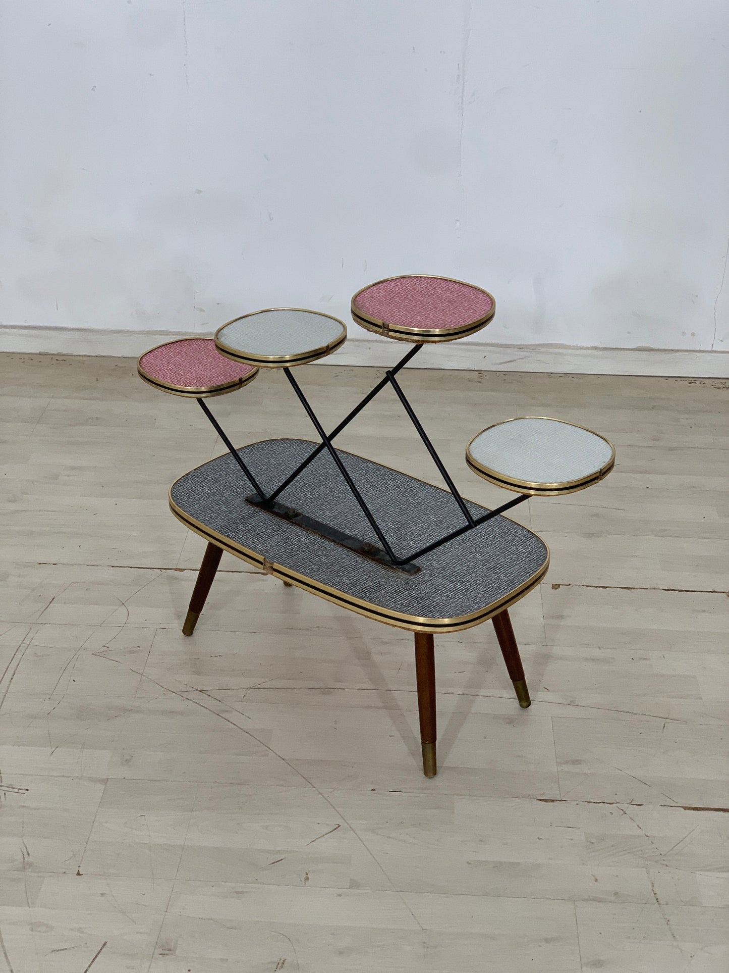 Table d'appoint vintage à fleurs, table à plusieurs niveaux