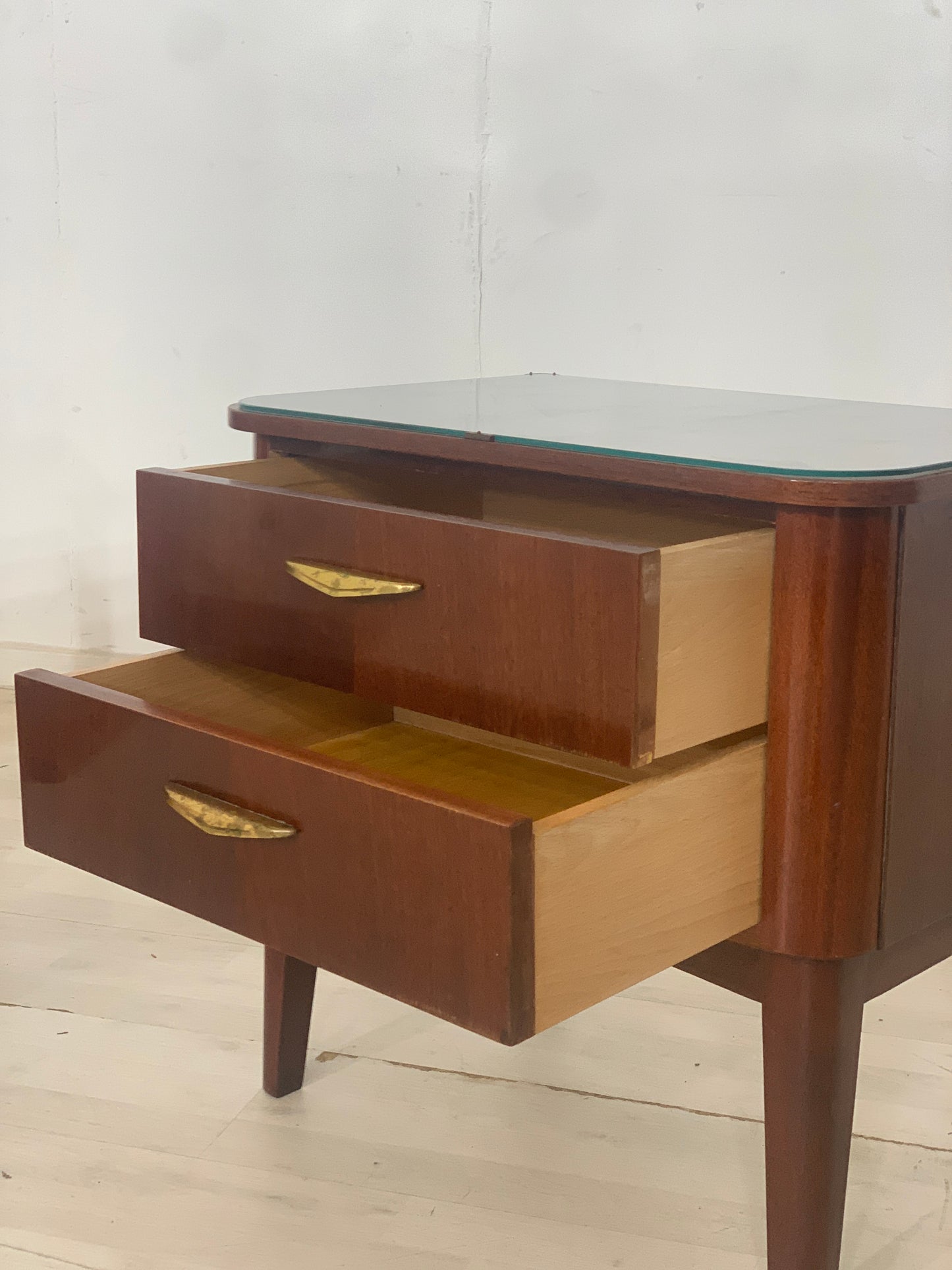 Mid Century Nachttische Nachtschränke Nachttisch Vintage