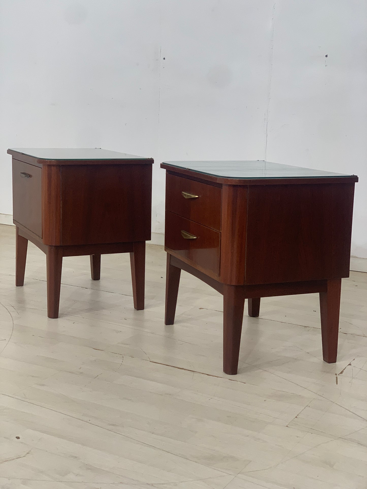 Mid Century Nachttische Nachtschränke Nachttisch Vintage