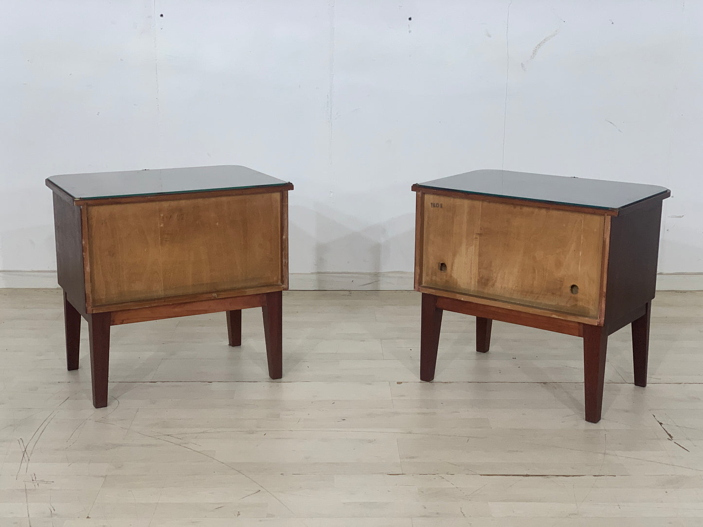 Mid Century Nachttische Nachtschränke Nachttisch Vintage