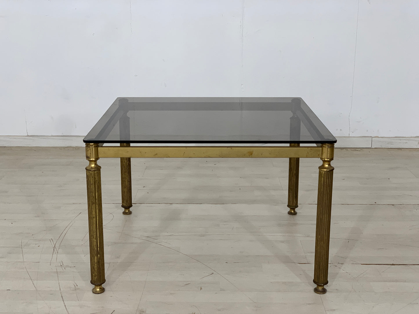 Table basse vintage en laiton et verre, table d'appoint