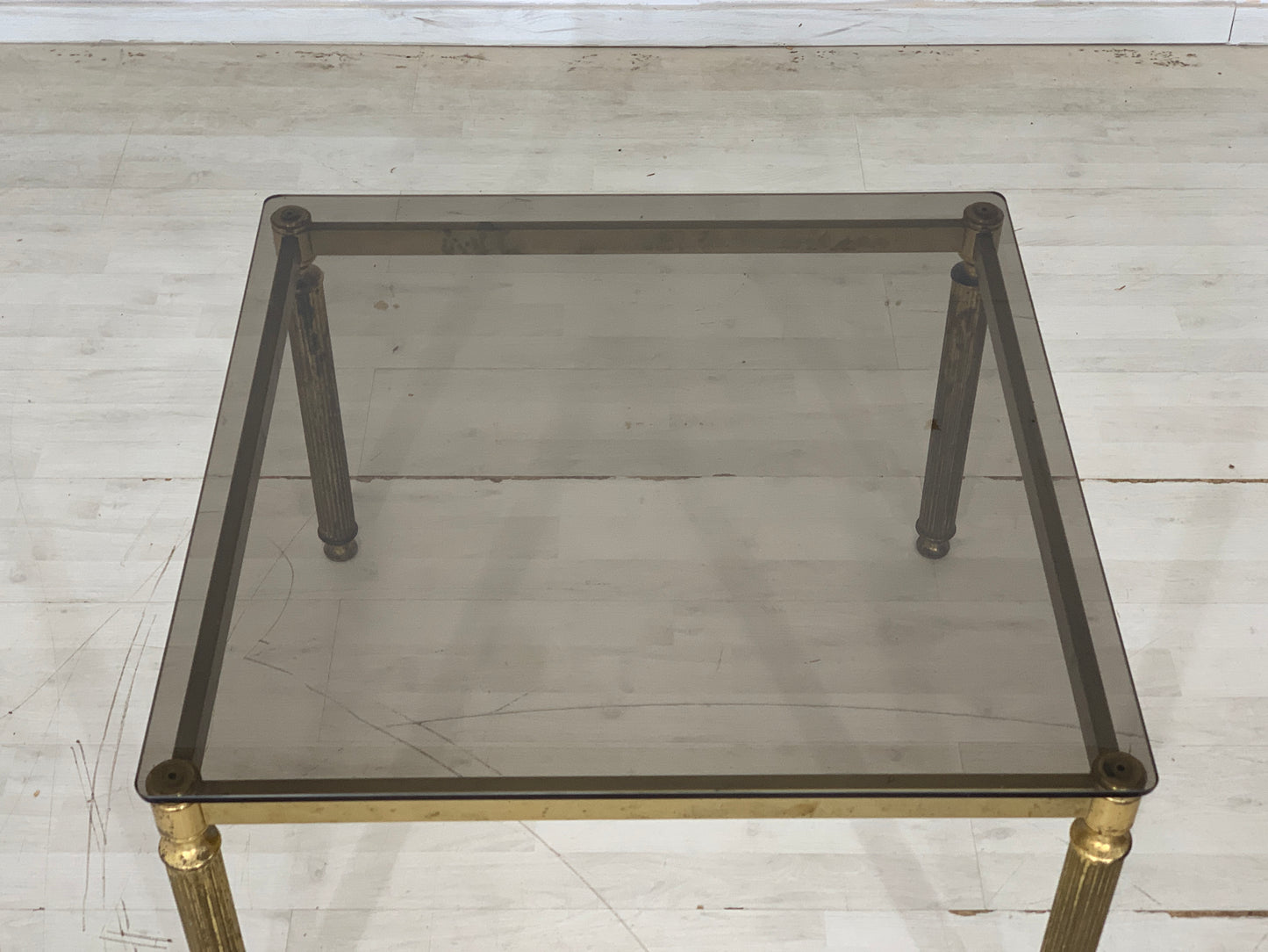 Table basse vintage en laiton et verre, table d'appoint