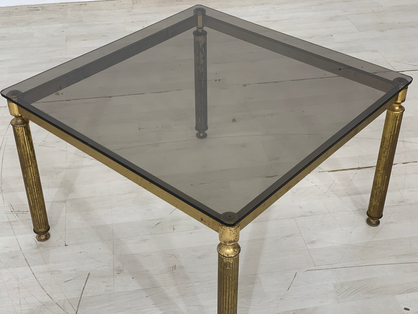 Table basse vintage en laiton et verre, table d'appoint