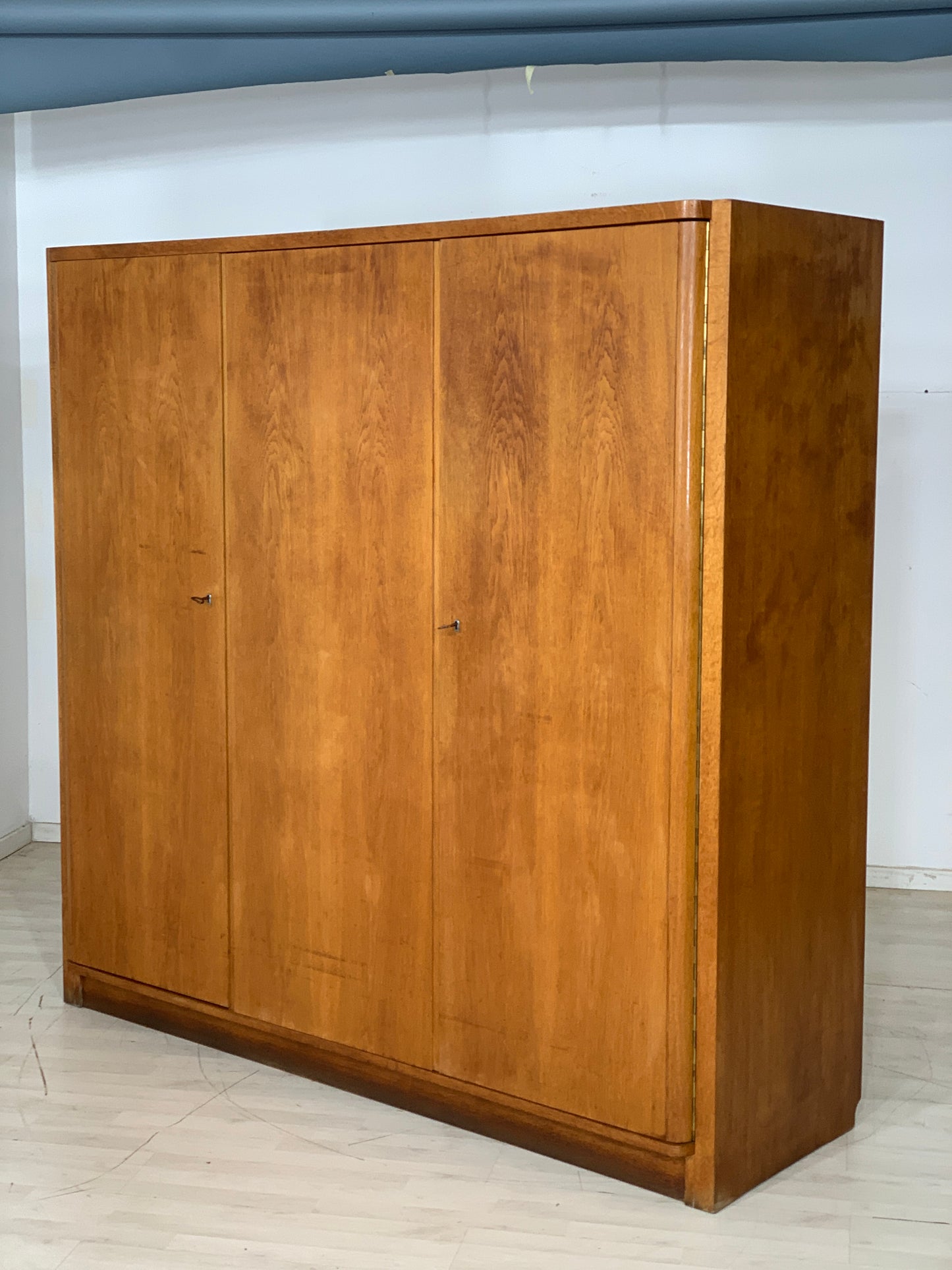 Mid Century Kleiderschrank Schrank Wardrobe Vintage