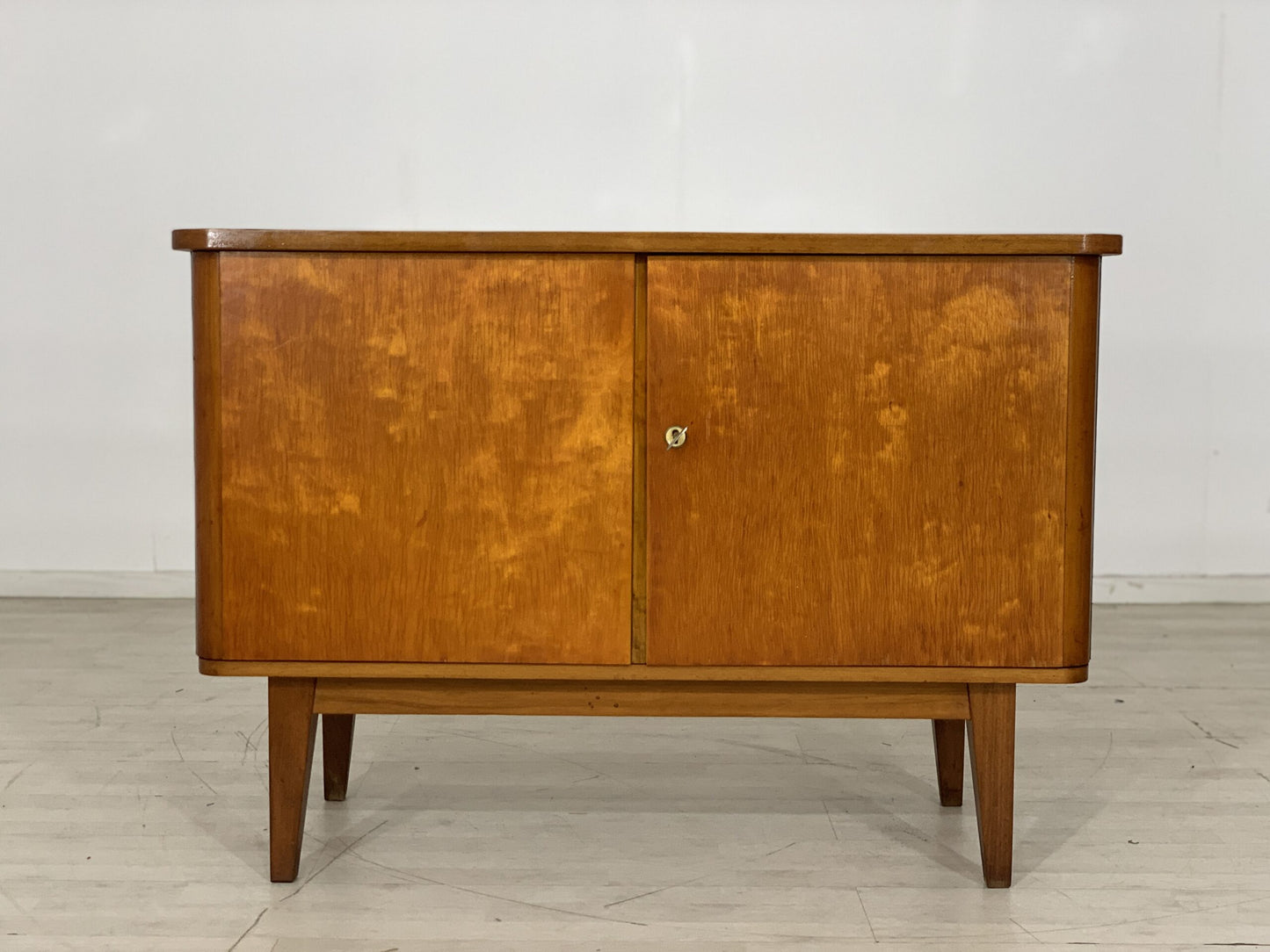 Commode armoire buffet années 60 vintage