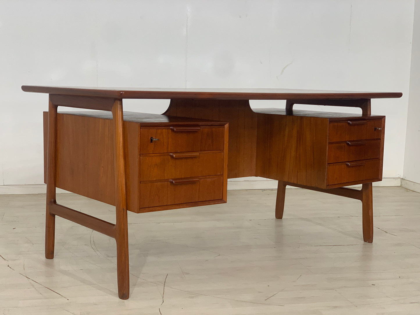 Gunni Omann Teak Schreibtisch Tisch Desk Vintage