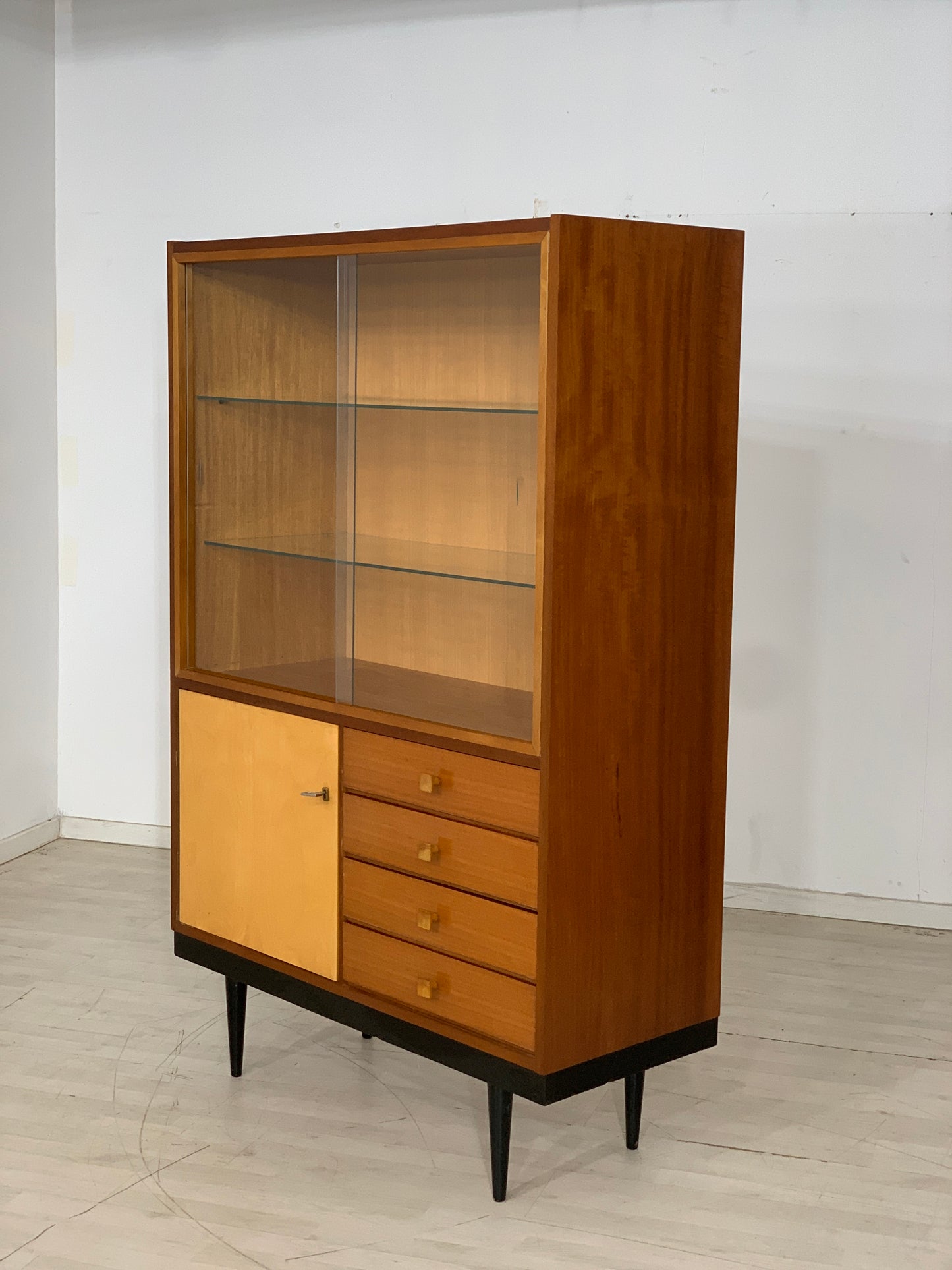 Mid Century Highboard Schrank Vitrine Vintage