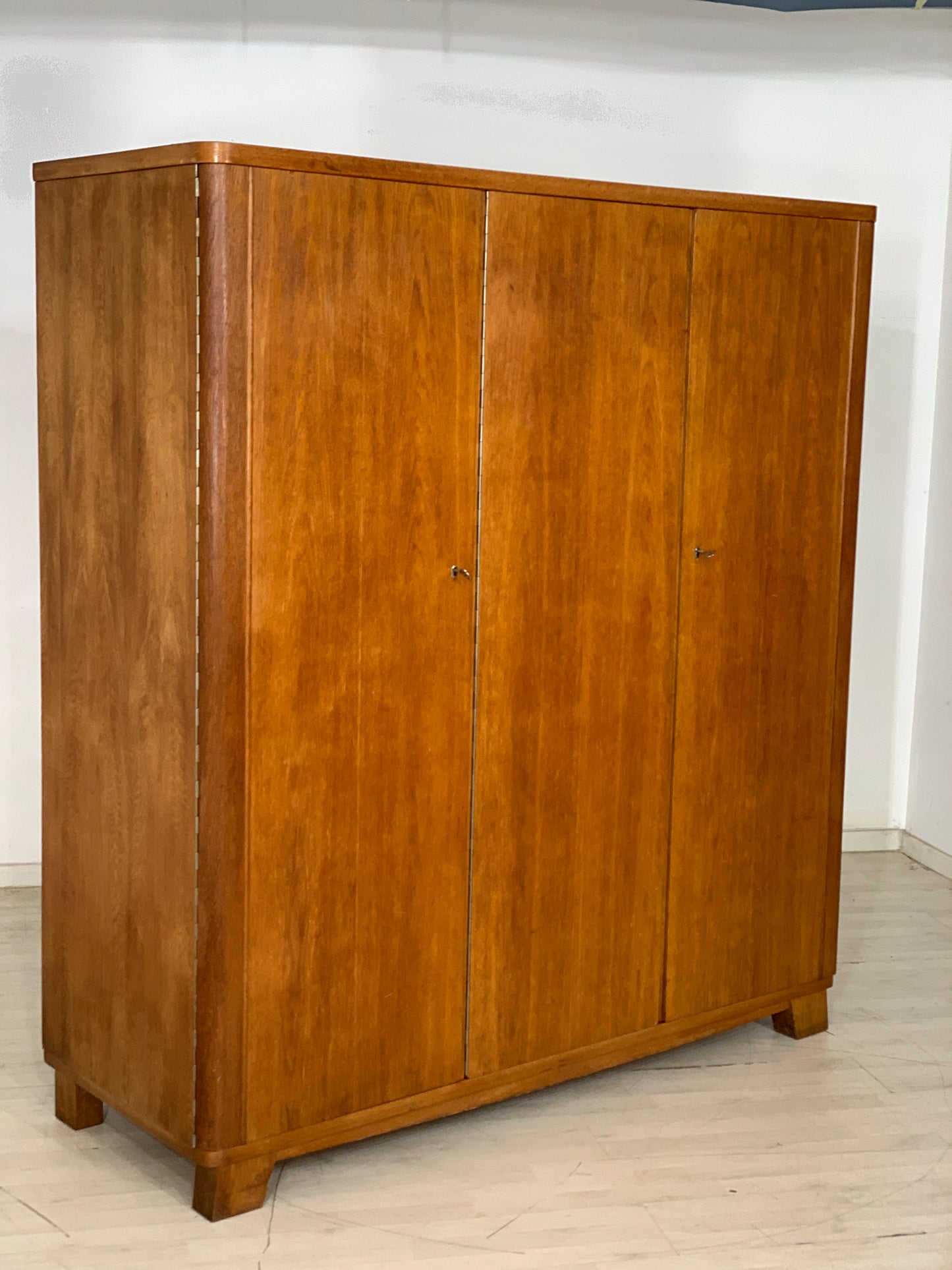 Mid Century Kleiderschrank Schrank Wardrobe Vintage