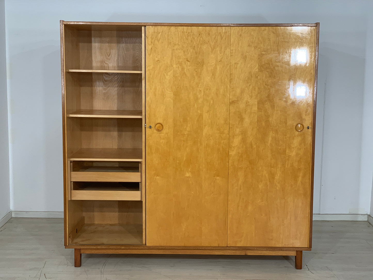 Mid Century Kleiderschrank Schrank Wardrobe Vintage