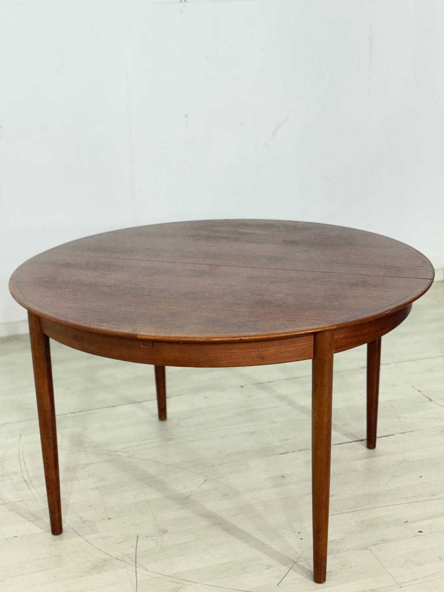 Table à manger en teck danoise Table en bois Table de salle à manger extensible DYRLUND