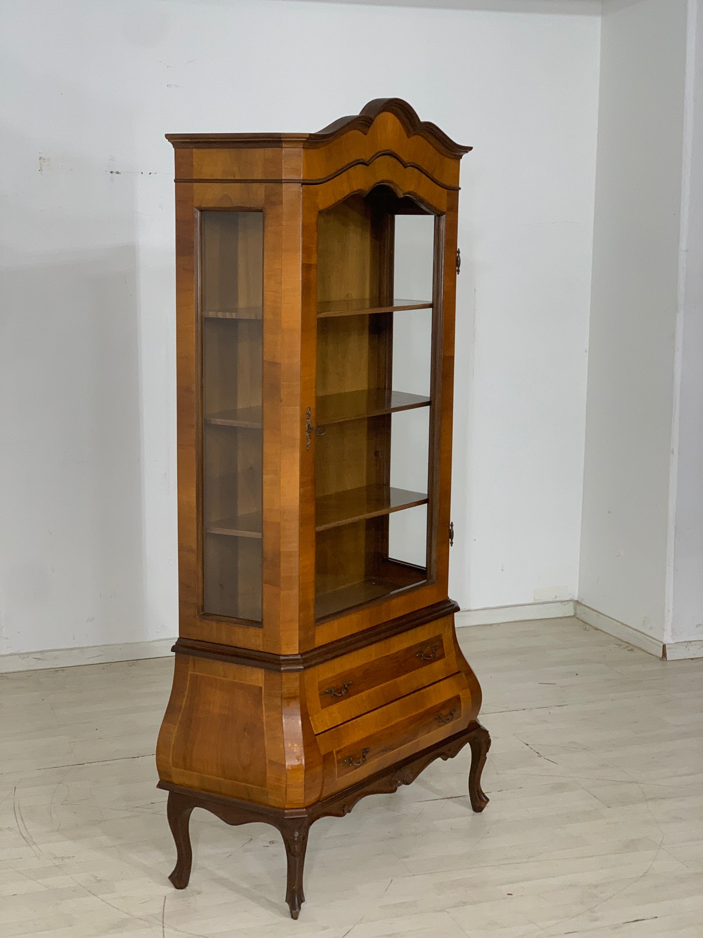 Barockstil Vitrine Vitrinenschrank Anrichte Wohnzimmerschrank