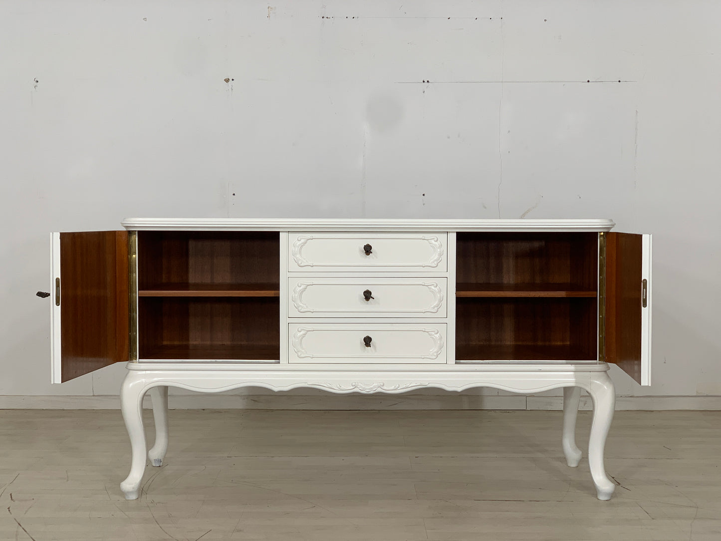 Weißes Chippendale Sideboard Schrank Kommode Vintage