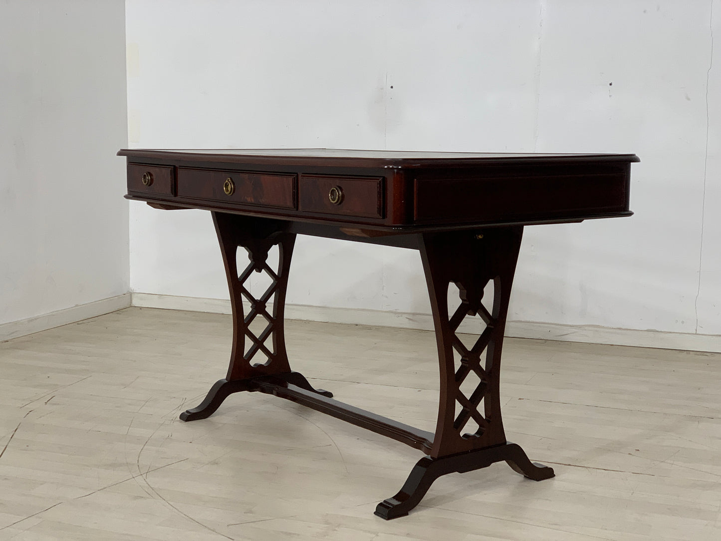 Mahagoni Schreibtisch Tisch Desk Vintage