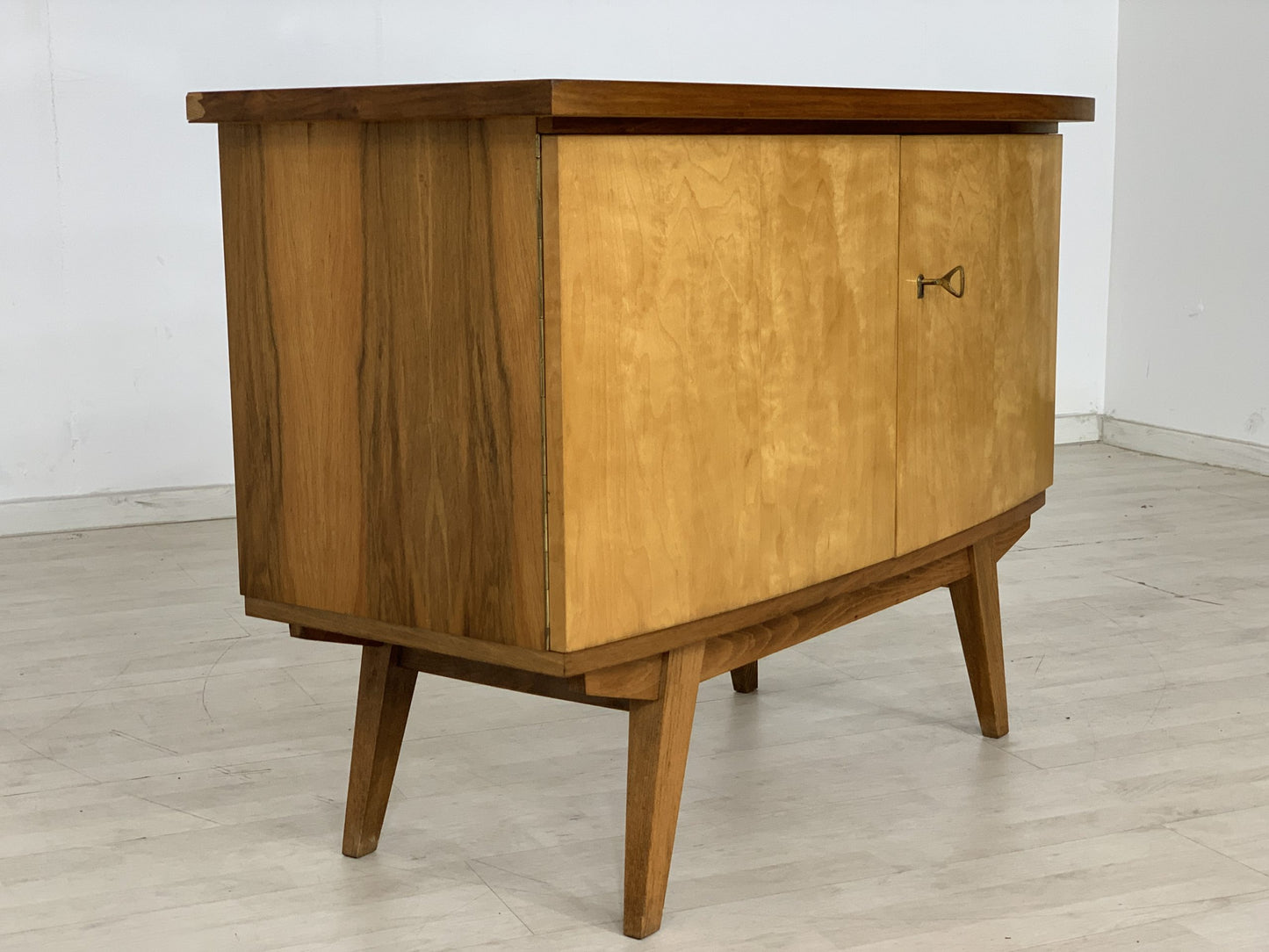 60s CHEST OF DRAWERS SIDEBOARD CABINET VINTAGE