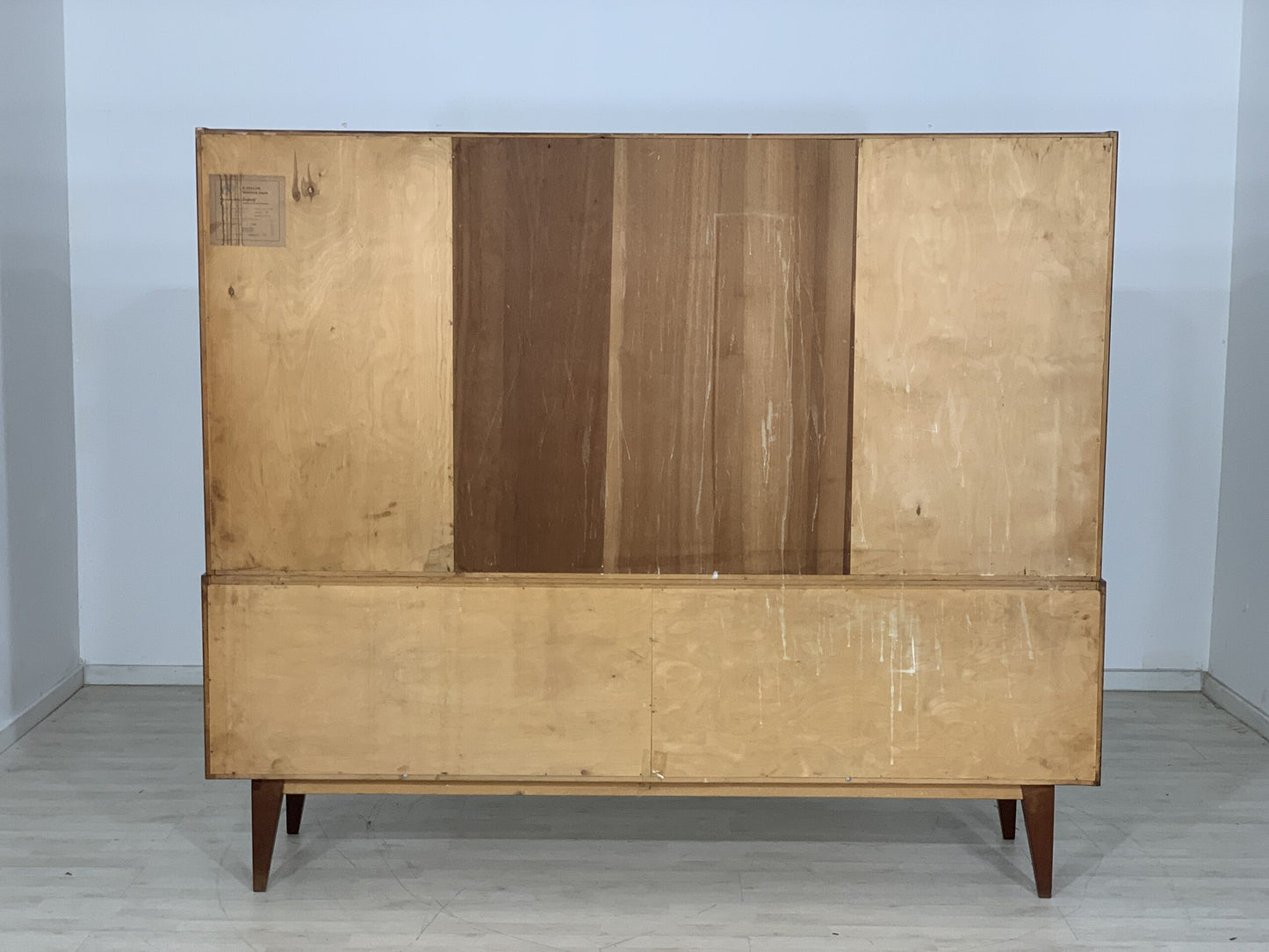 MID CENTURY HIGHBOARD GESCHIRRSCHRANK WOHNZIMMERSCHRANK BUFFET VINTAGE