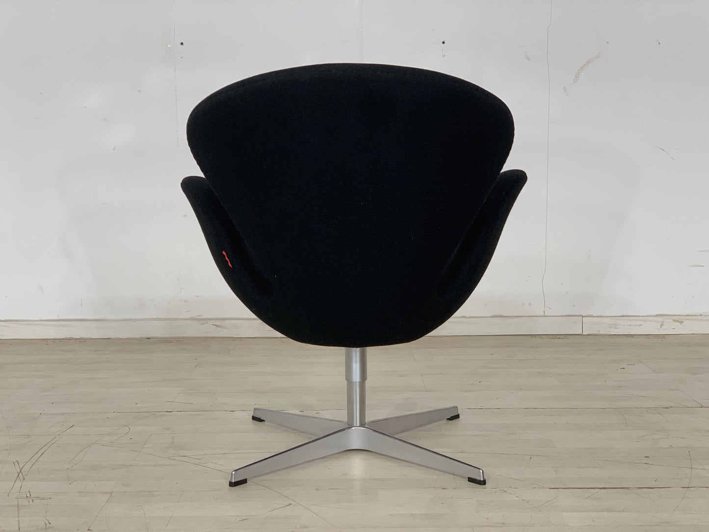 Arne Jacobsen Stuhl Sessel Drehstuhl Drehsessel Wohnzimmersessel Swan Chair