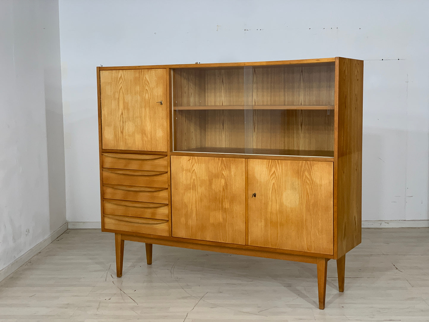 Mid Century Hellerau Highboard Schrank Wohnzimmerschrank Vintage