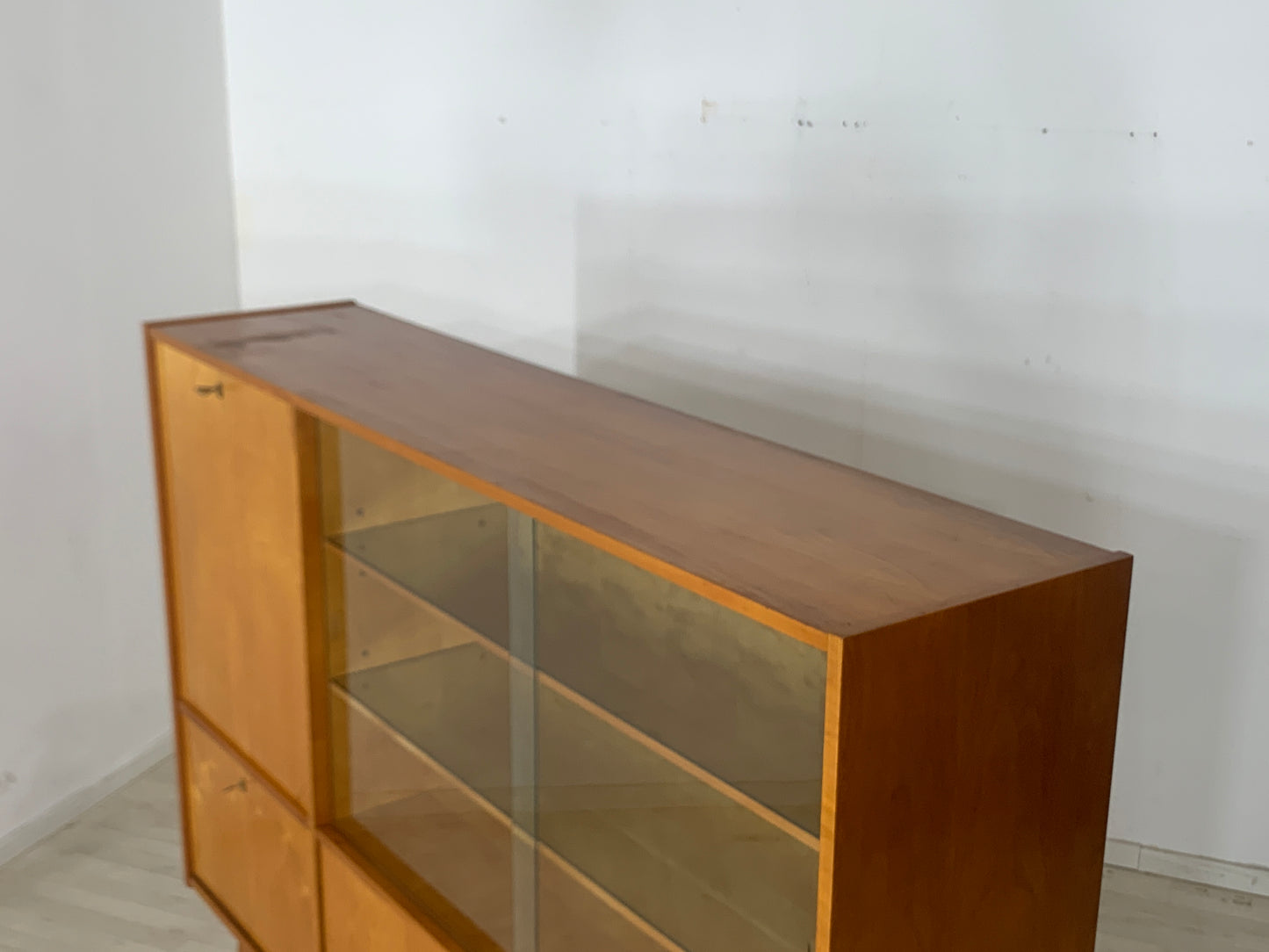 Mid Century Highboard Schrank Geschirrschrank Wohnzimmerschrank Vintage