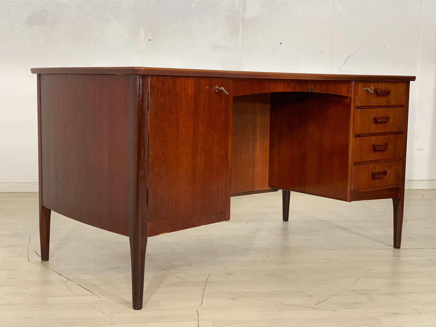 Danish Teak Schreibtisch Tisch Desk Vintage