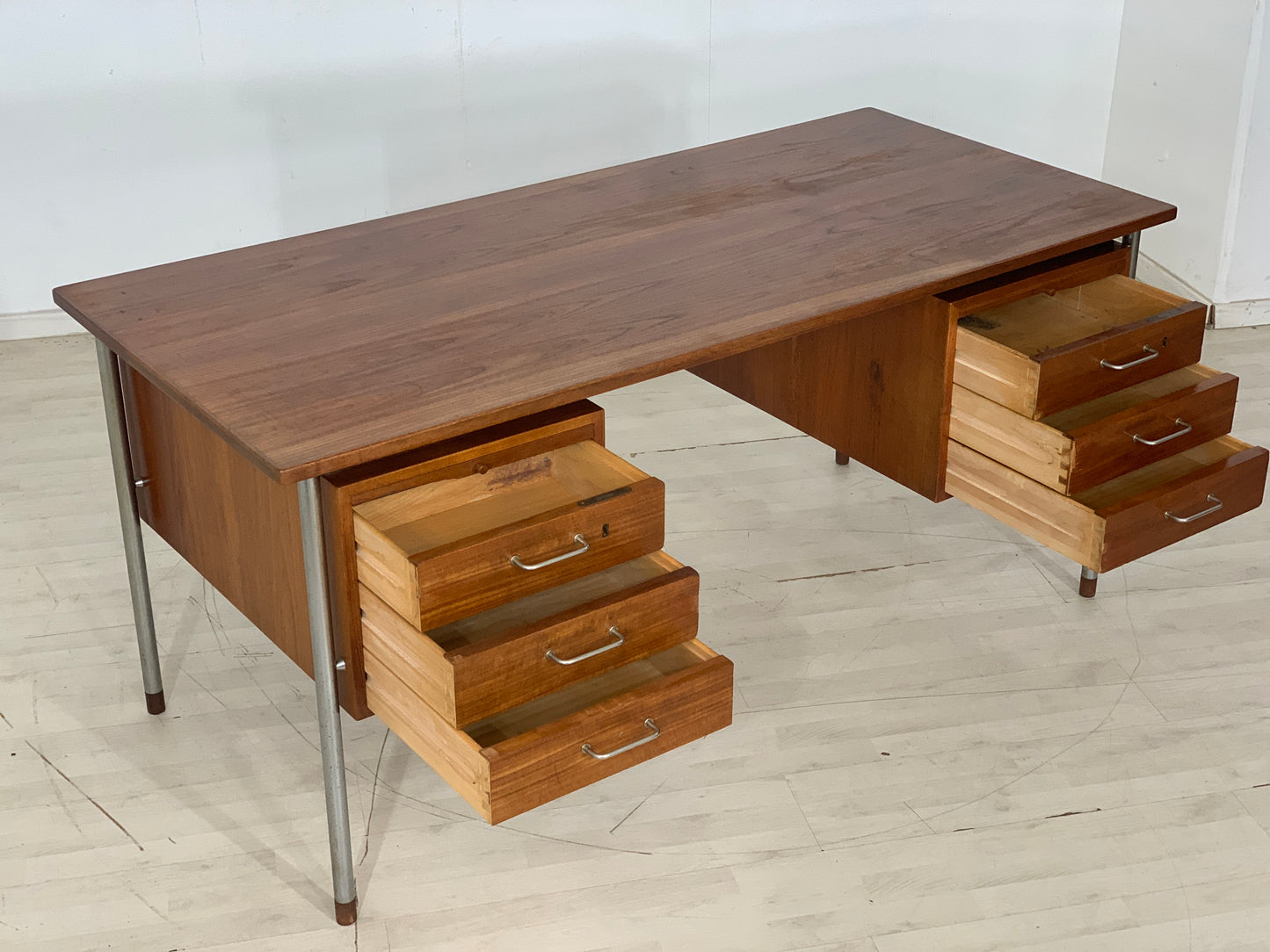 Danish Teak Schreibtisch Tisch Desk Vintage