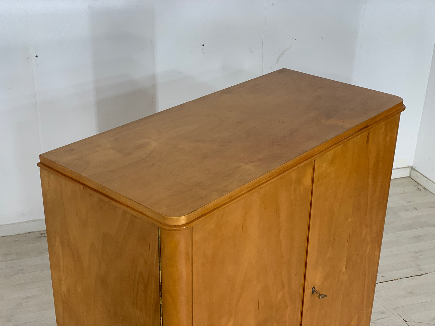 Mid Century Wäscheschrank Schrank Kleiderschrank Wardrobe Vintage