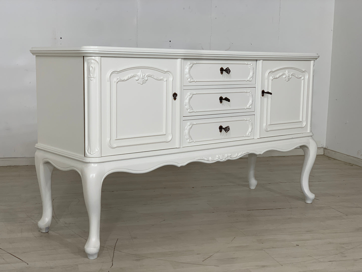 Weißes Chippendale Sideboard Schrank Kommode Vintage