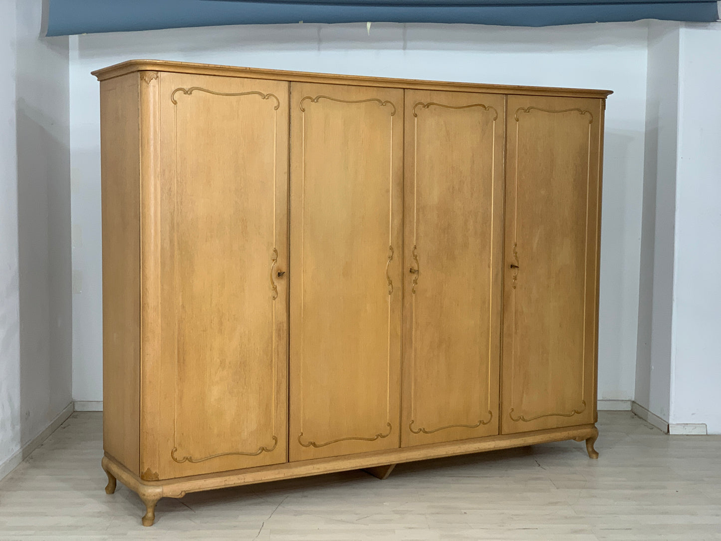 Chippendale Kleiderschrank Schrank Wardrobe Vintage