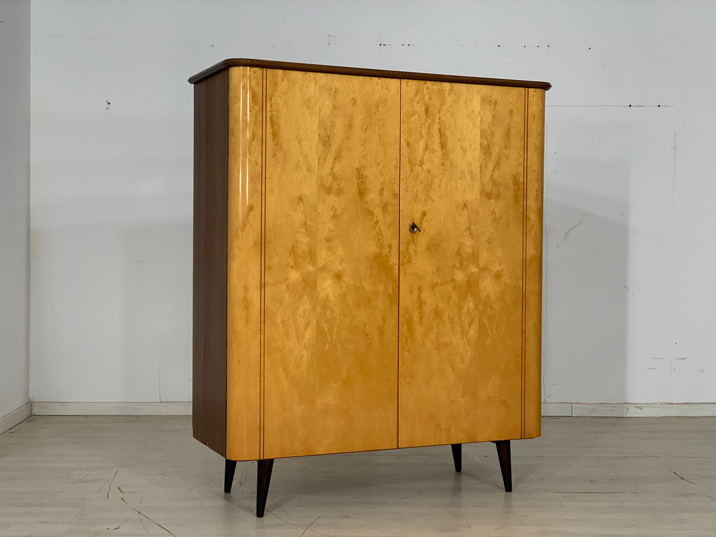 Mid Century Wäscheschrank Schrank Kleiderschrank Vintage