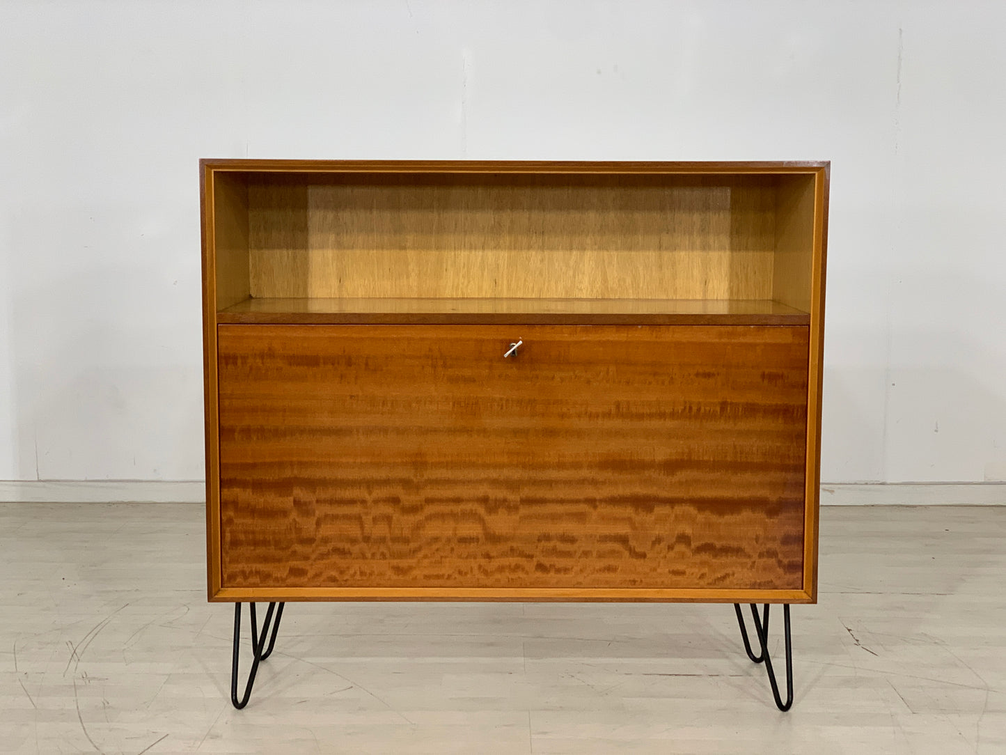 Mid Century Kommode Schrank Highboard Flurschrank Vintage