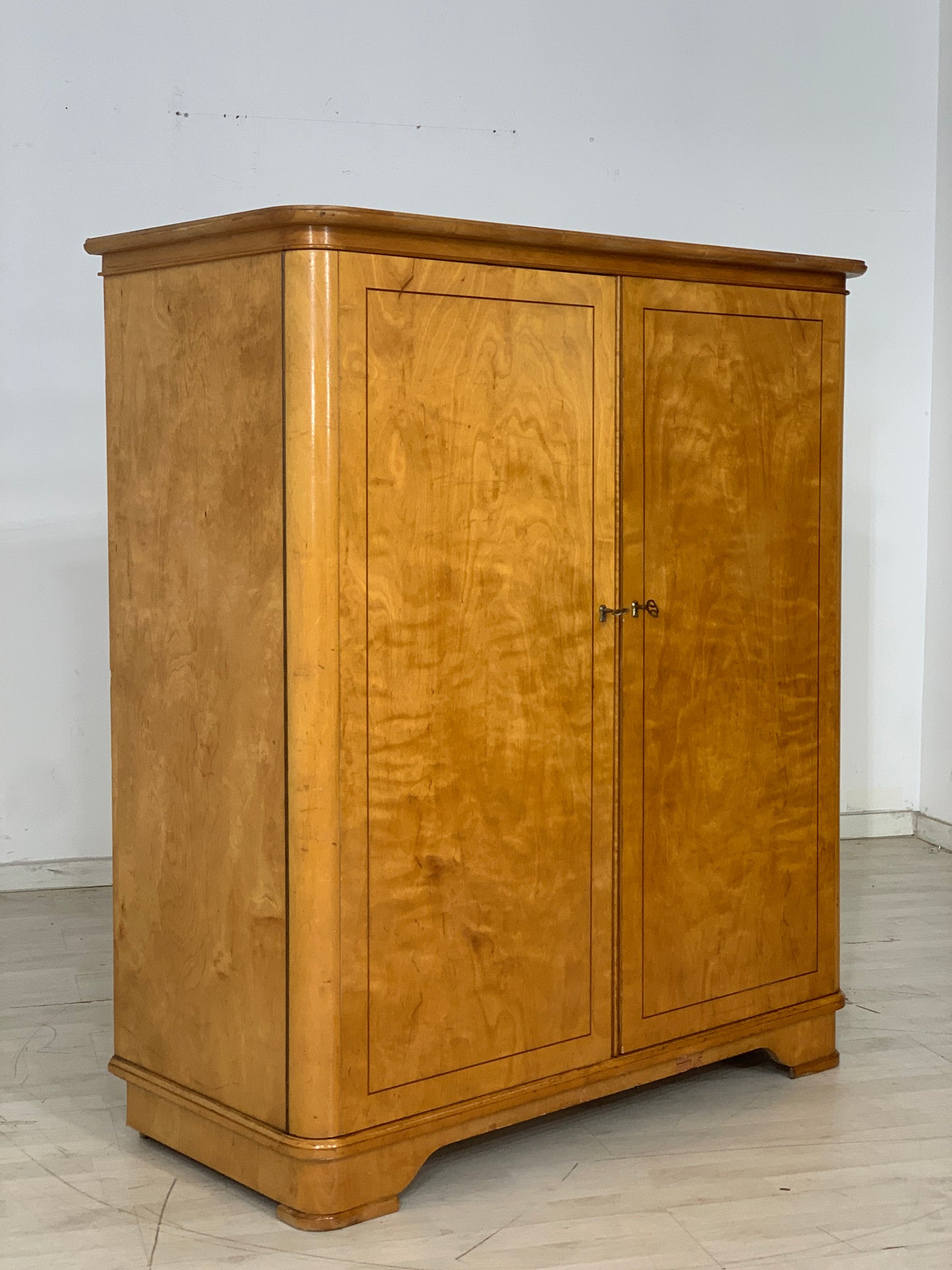 Mid Century Wäscheschrank Schrank Kleiderschrank Vintage