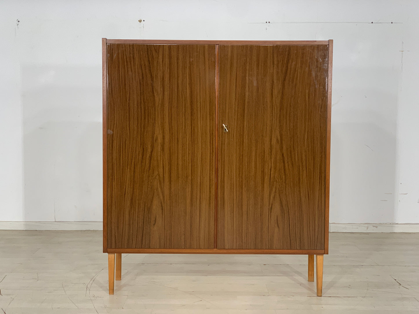 Mid Century Hellerau Kommode Wäscheschrank Schrank Vintage