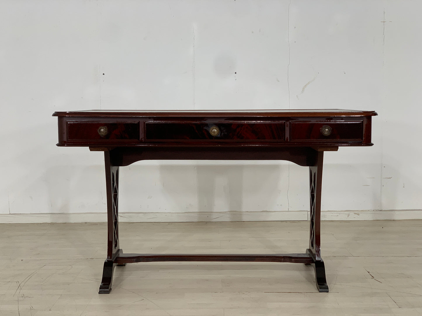 Mahagoni Schreibtisch Tisch Desk Vintage