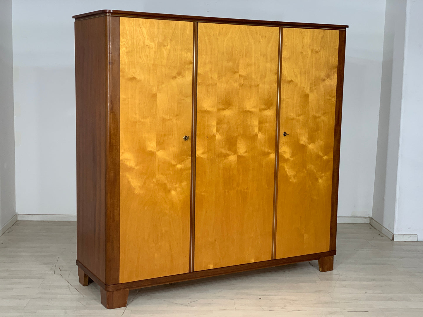 Mid Century Kleiderschrank Schrank Wardrobe Vintage