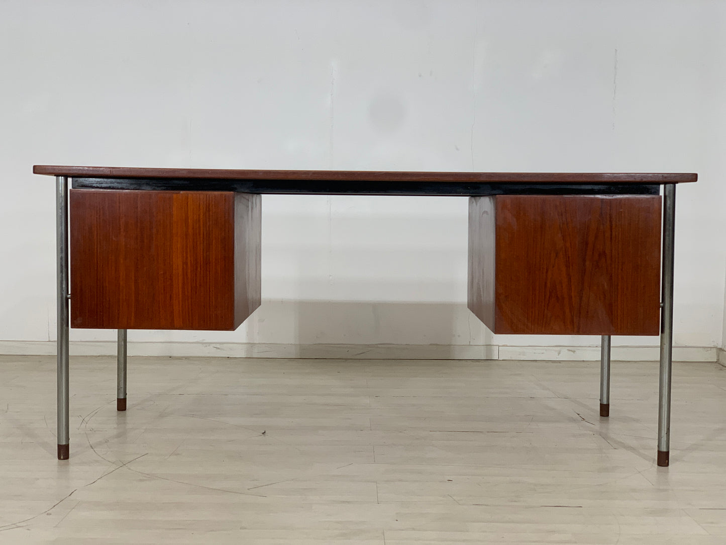 Danish Teak Schreibtisch Tisch Desk Vintage