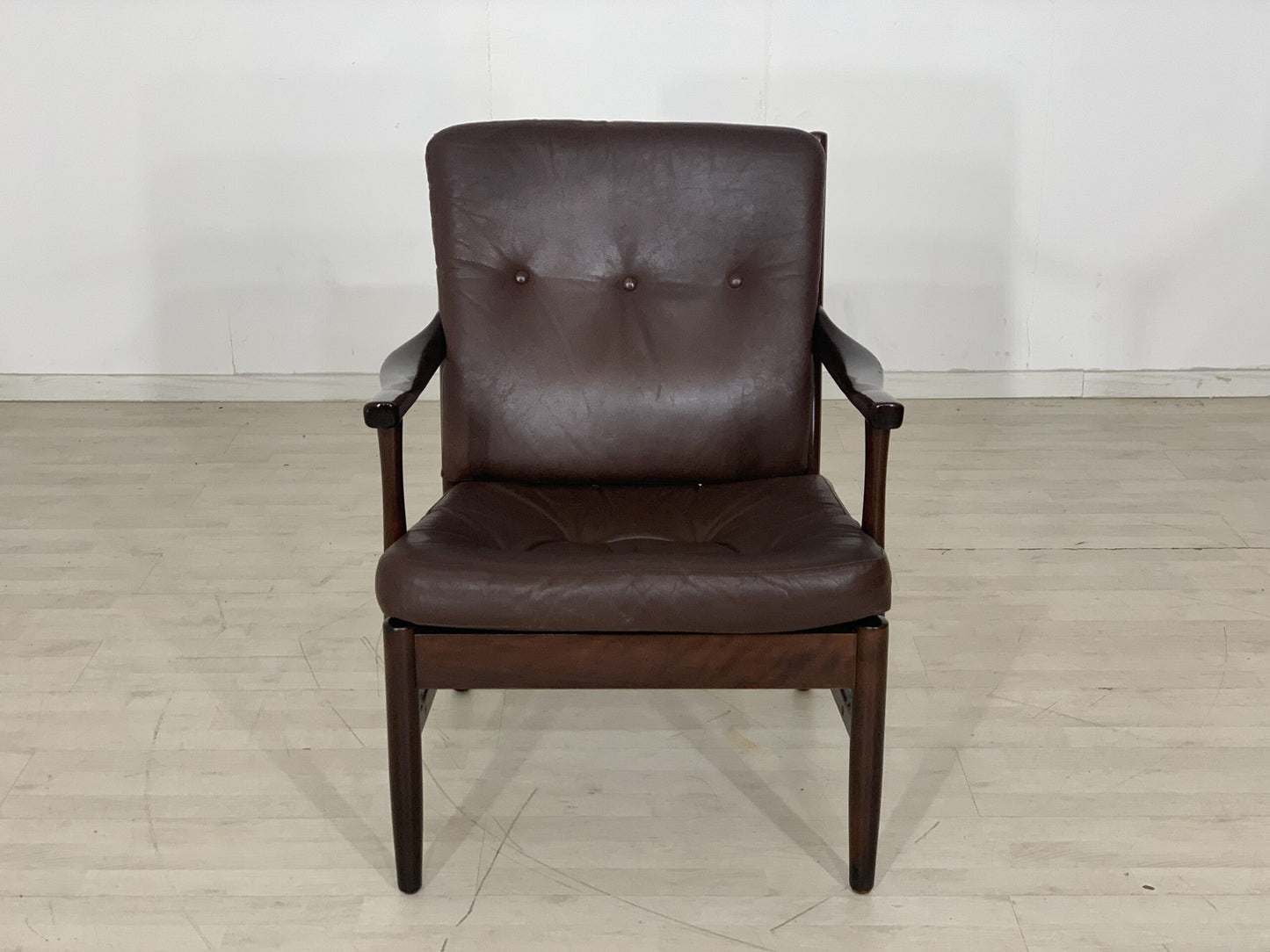 FAUTEUIL DANOIS DES ANNÉES 1960 FAUTEUIL FAUTEUIL EN CUIR FAUTEUIL VINTAGE