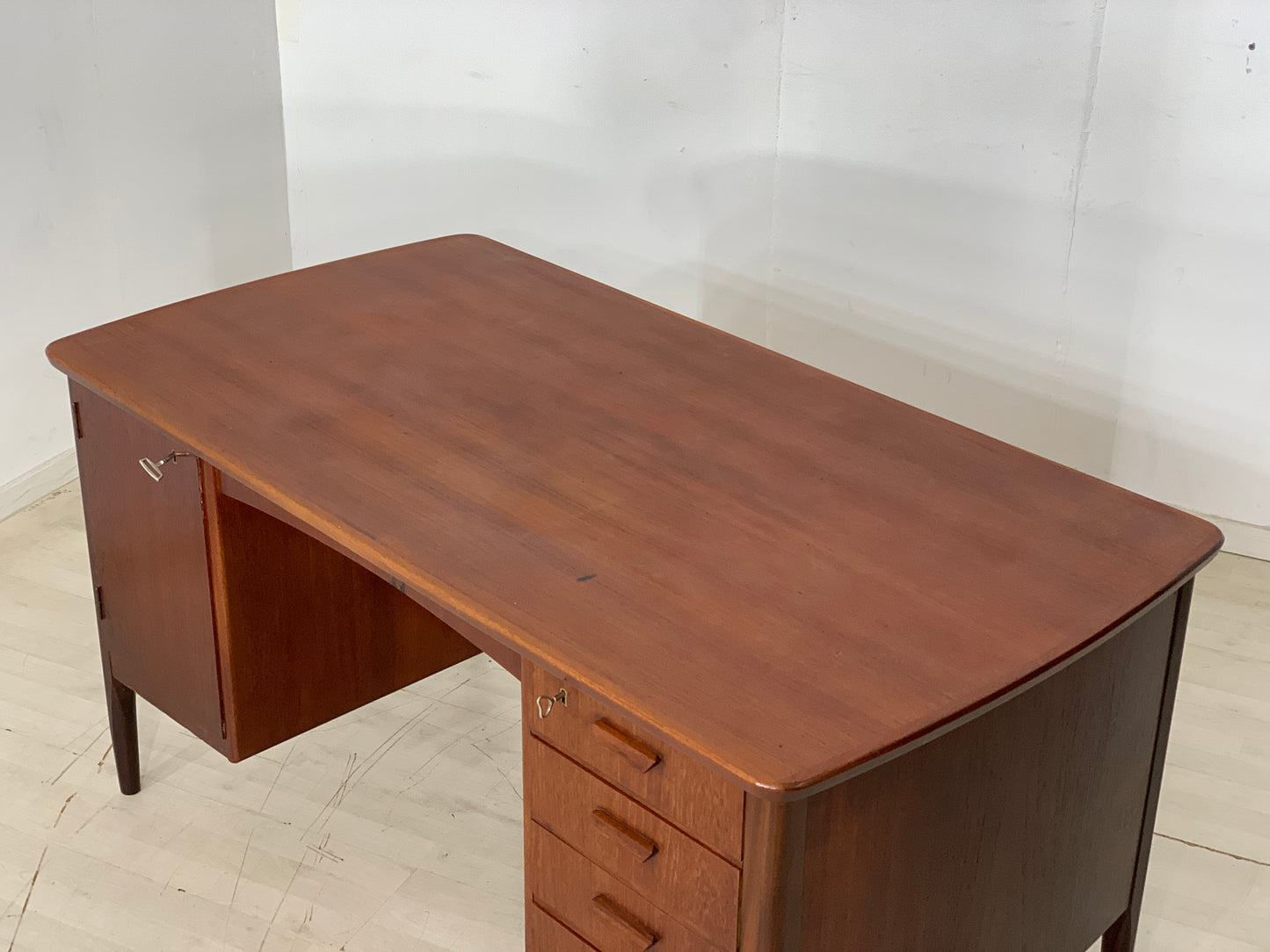 Danish Teak Schreibtisch Tisch Desk Vintage