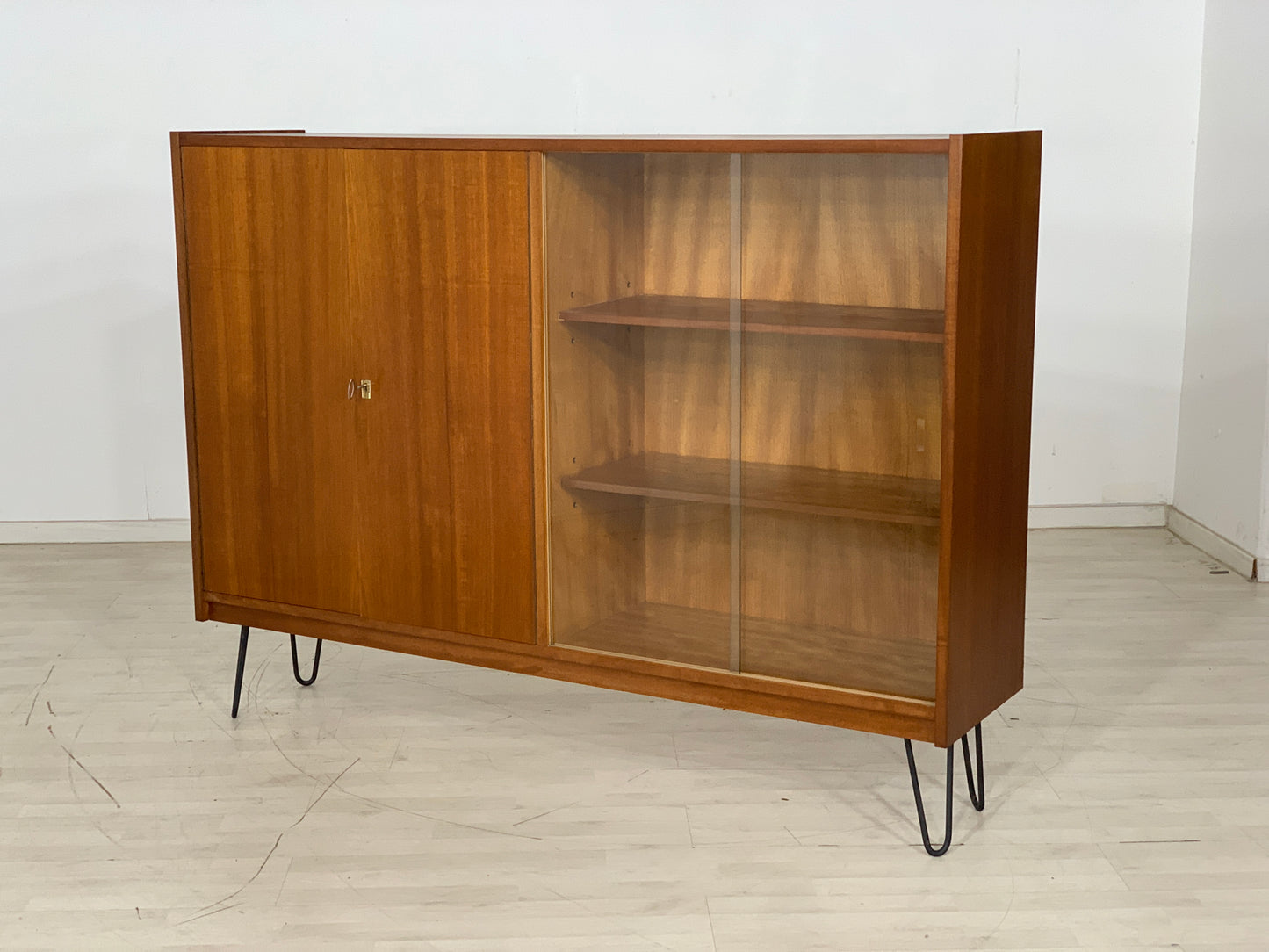 Mid Century Highboard Schrank Vitrine Vintage