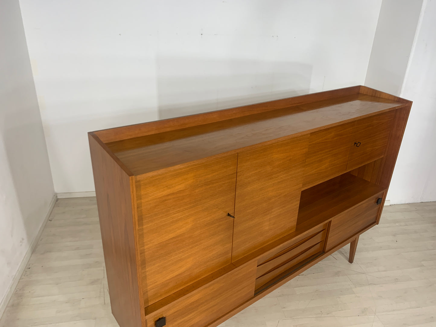 60er Jahre Schrank Highboard Wohnzimmerschrank Vintage