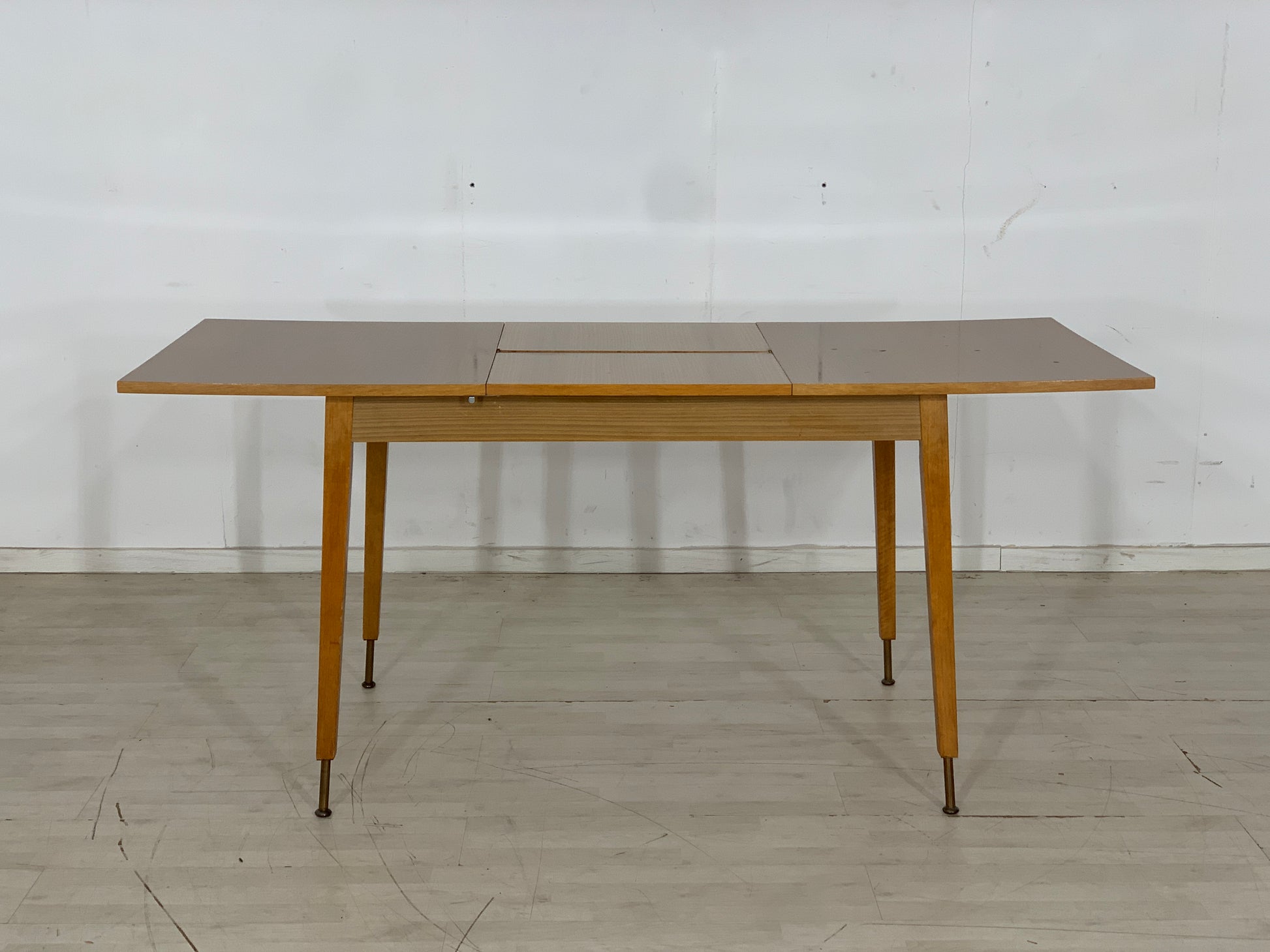 Mid Century Dining Table Vintage – Mobiliar Berlin
