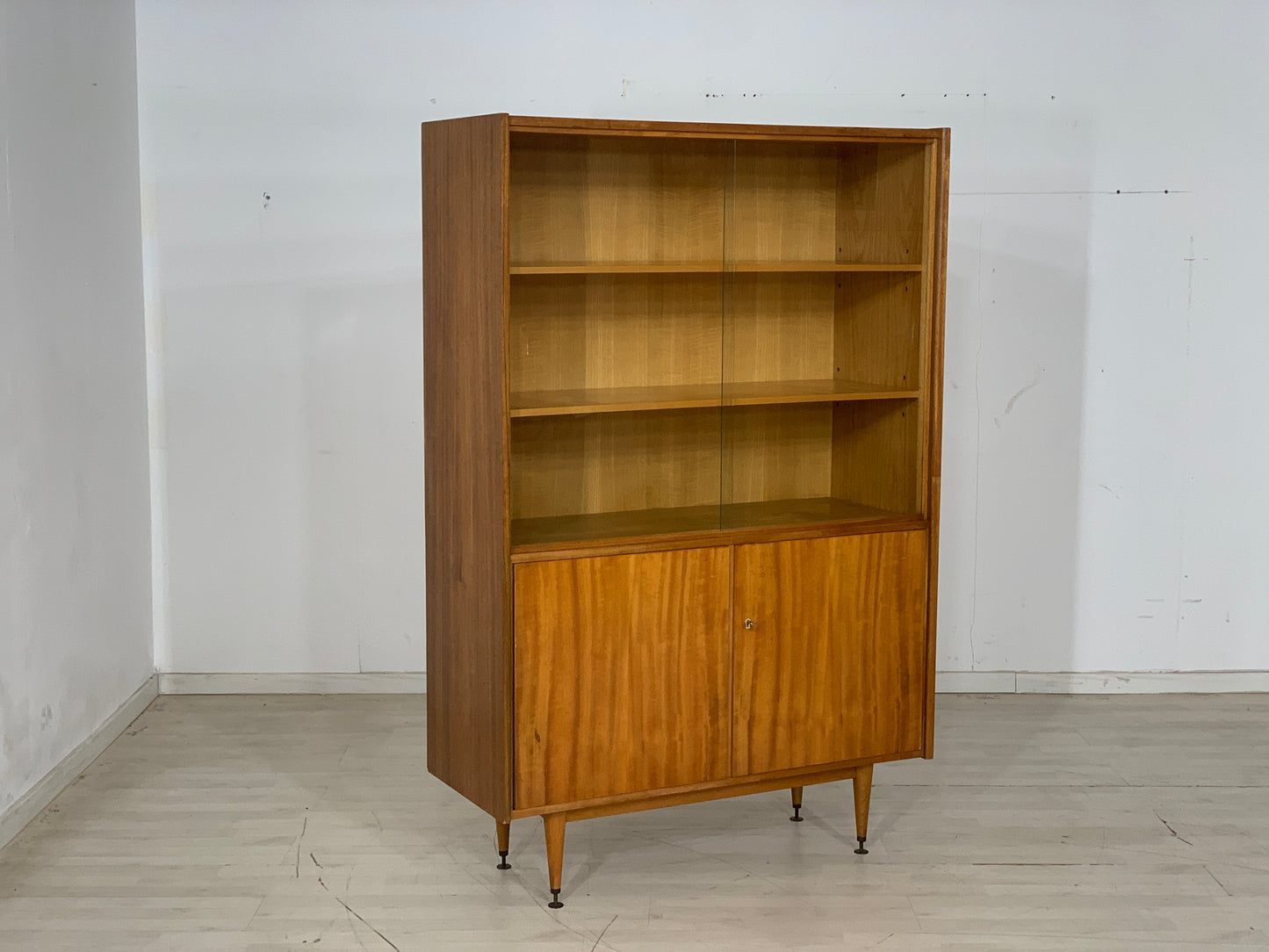 Mid Century Highboard Schrank Vitrine Vintage