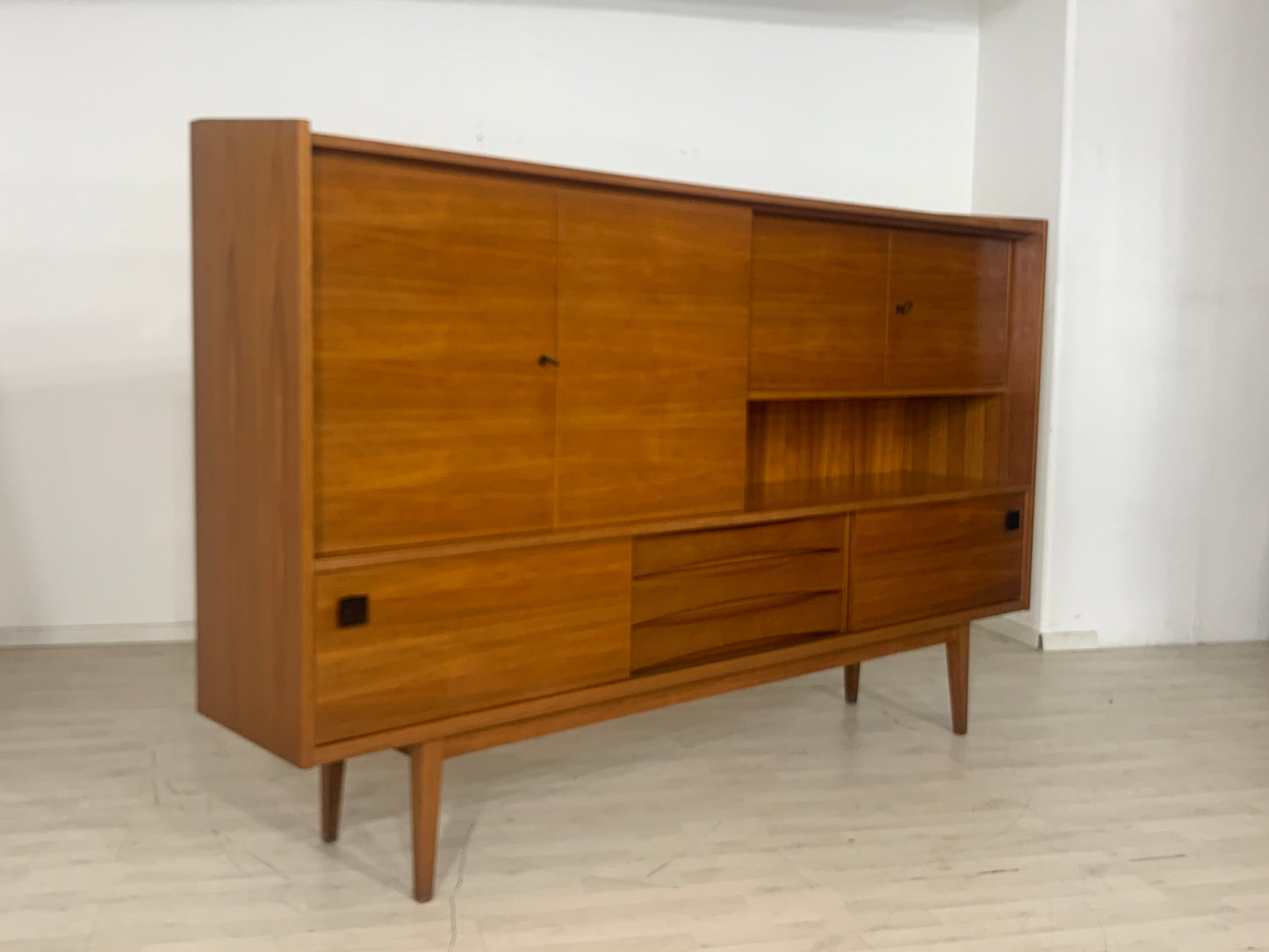 60er Jahre Schrank Highboard Wohnzimmerschrank Vintage