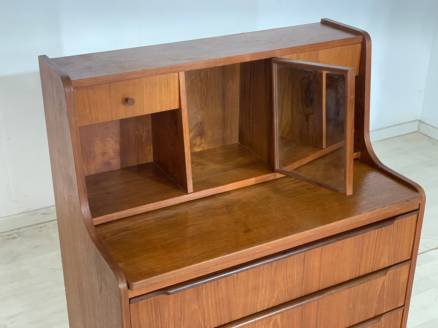 Danish Teak Sekretär Schreibschrank Kommode Schminktisch Vintage