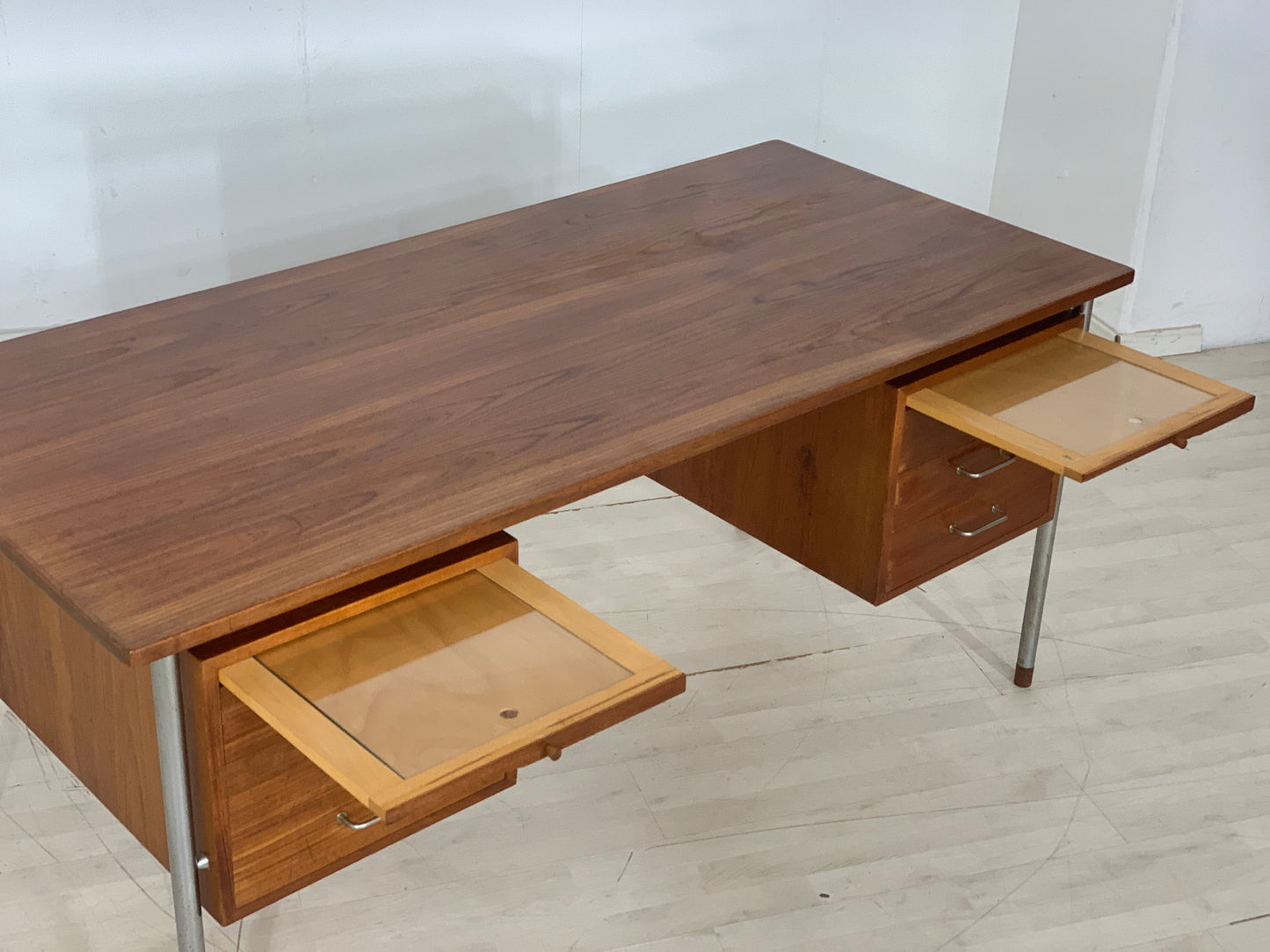 Danish Teak Schreibtisch Tisch Desk Vintage