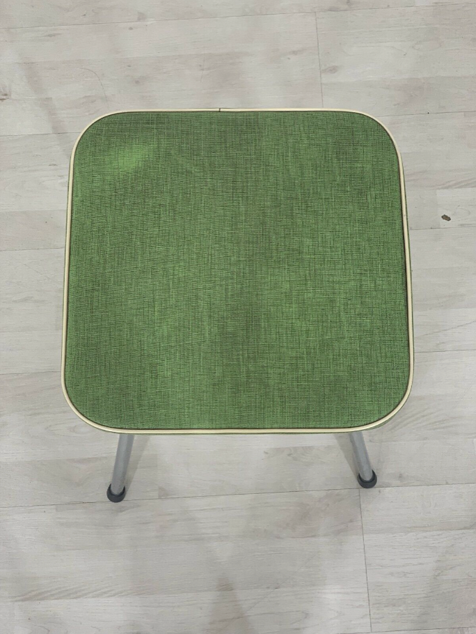 Mid Century Hocker / Stuhl / Retro Stuhl