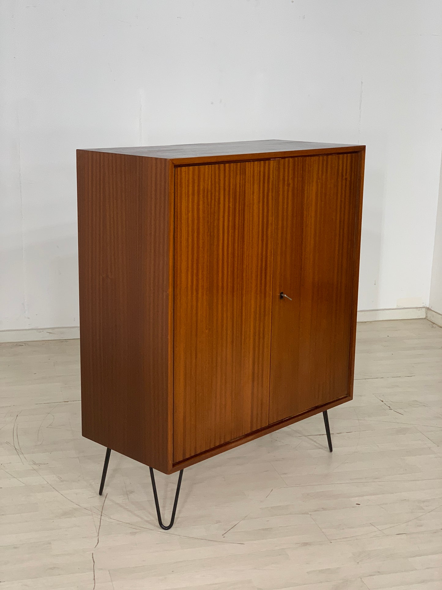 Mid Century Kommode Schrank Wäscheschrank Flurschrank Vintage