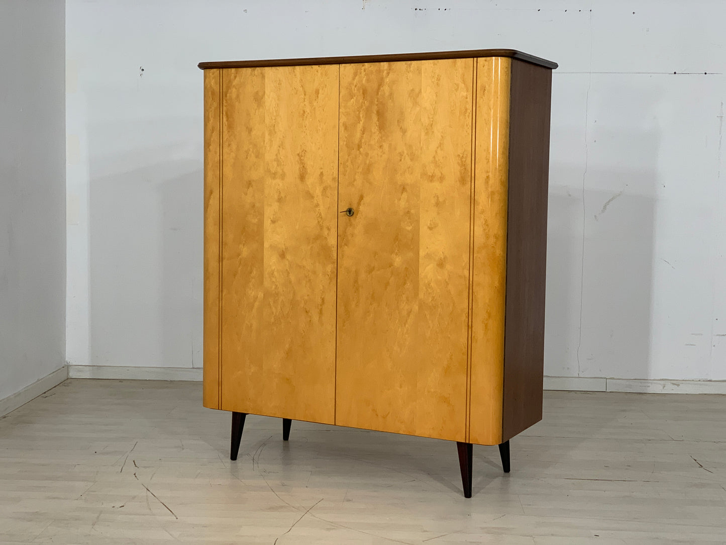 Mid Century Wäscheschrank Schrank Kleiderschrank Vintage