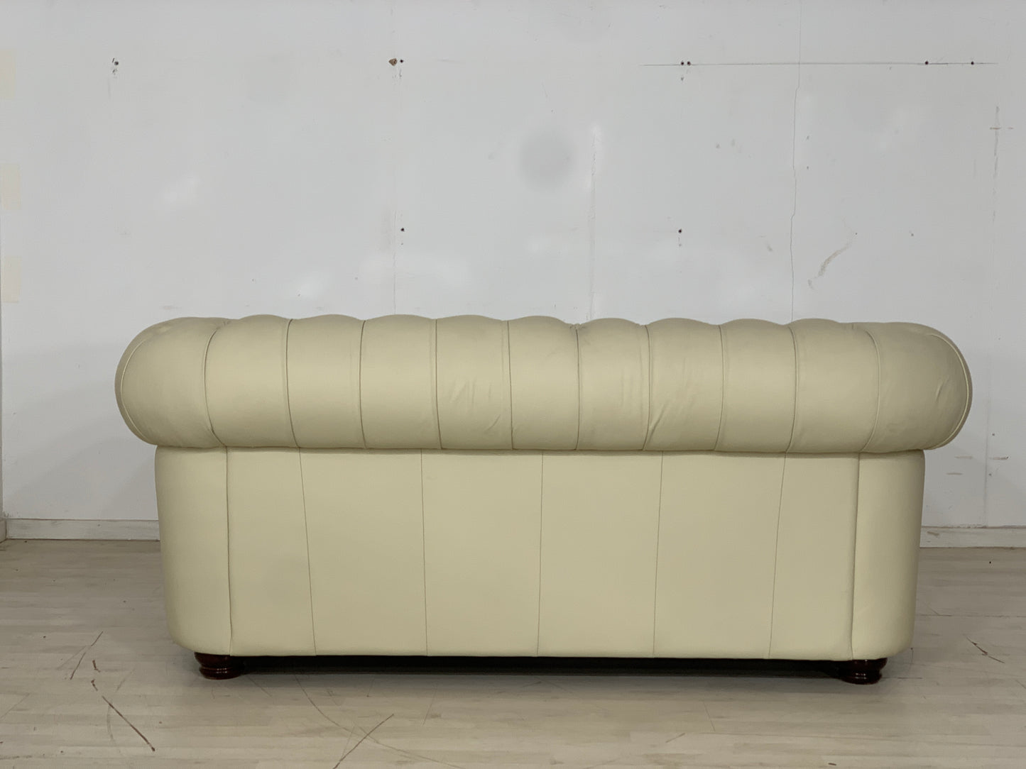 Chesterfield Sofa Couch Leder Beige Vintage