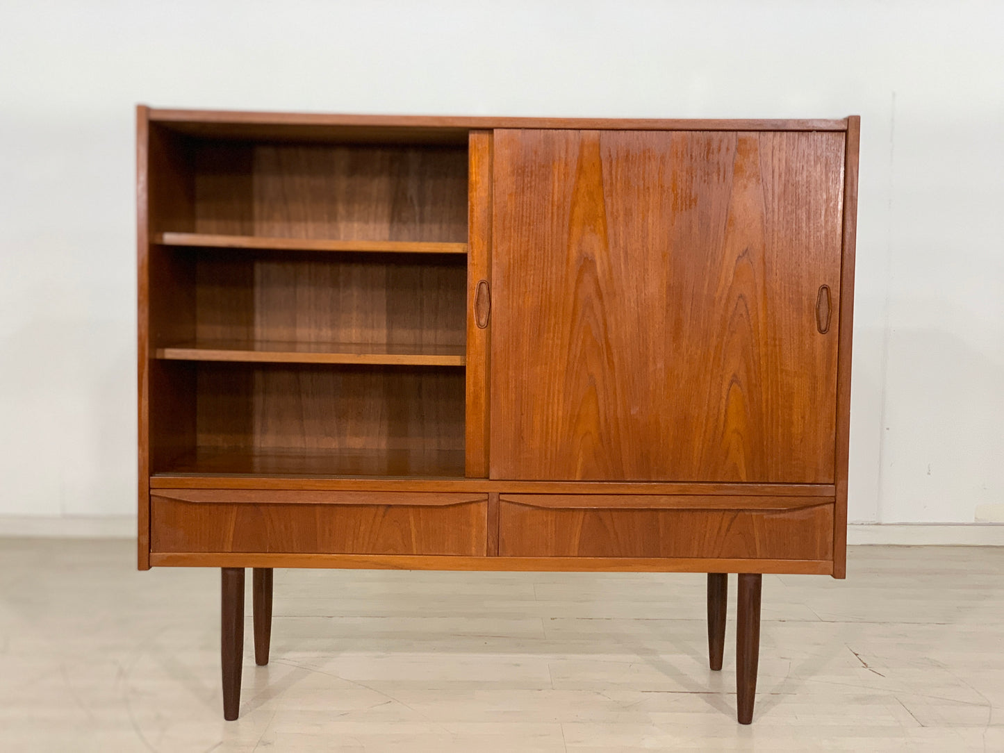 Danish Teak Highboard Schrank Kommode Vintage