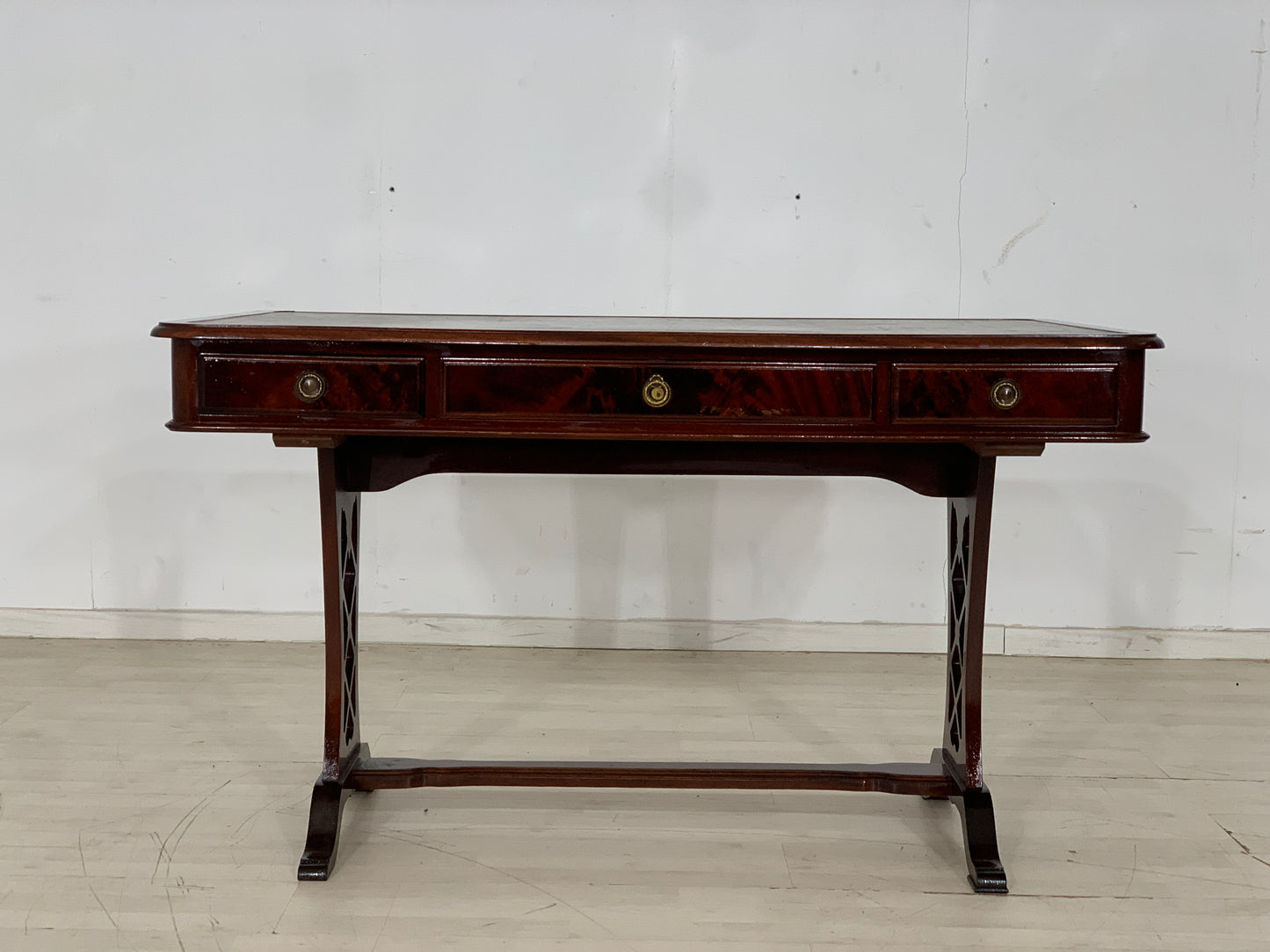 Mahagoni Schreibtisch Tisch Desk Vintage