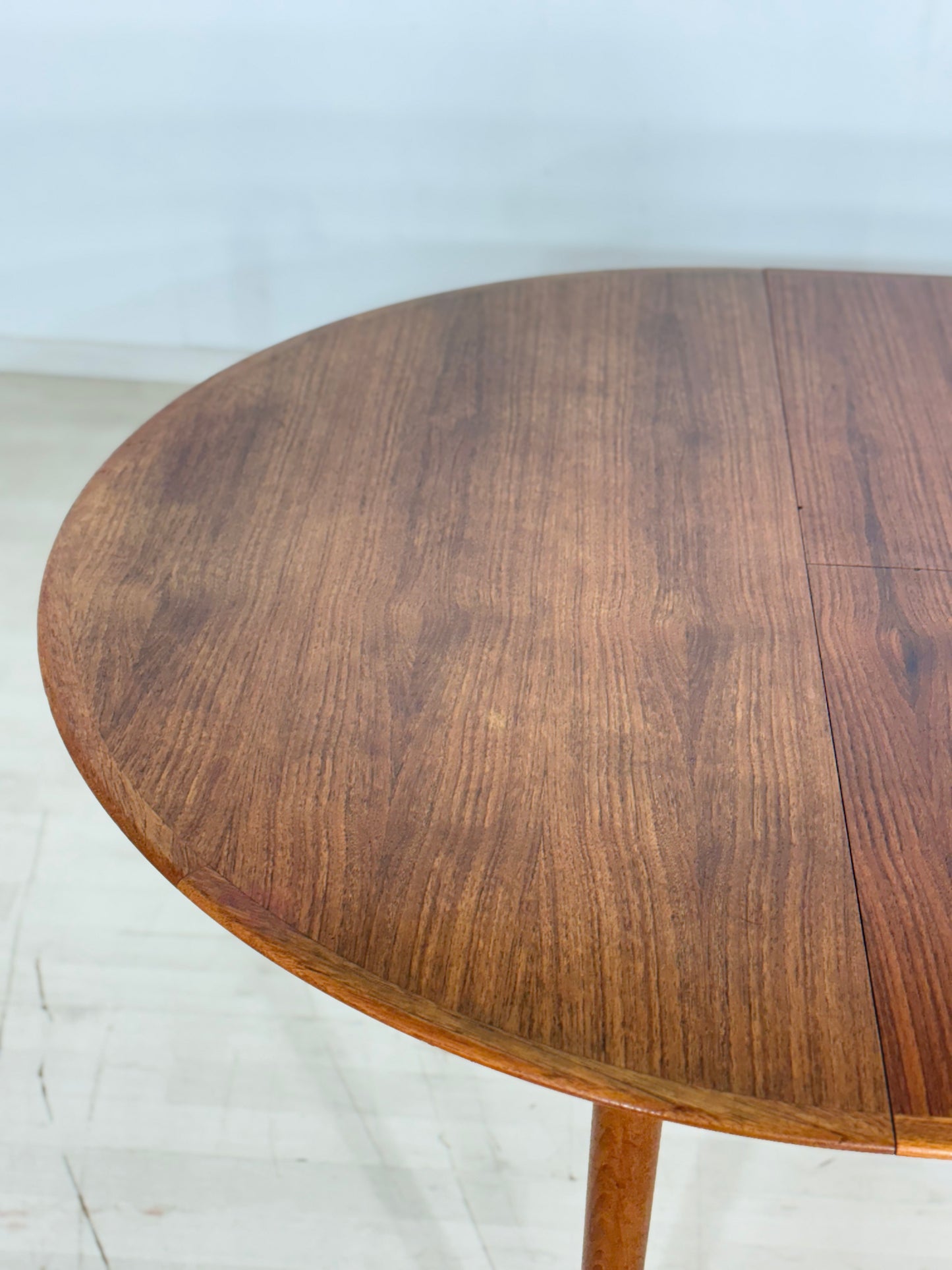 Table à manger en teck danoise Table en bois Table de salle à manger extensible DYRLUND